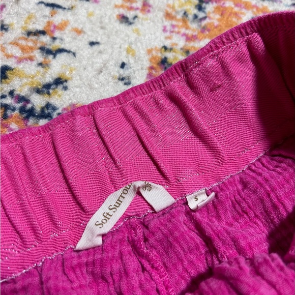 Soft Surrounding | Pink Gauze Cotton Shorts Small High Rise Del Ray Cuff Shorts - Picture 3 of 10